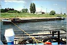 Klicke auf die Grafik für eine größere Ansicht 

Name:	Alexander 1997-06-06 in Magdeburg unterhalb Einfahrt I-Hafen (8) .jpg 
Hits:	258 
Größe:	97,7 KB 
ID:	274161