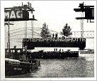 Klicke auf die Grafik für eine größere Ansicht 

Name:	Schleppboot PELIKAN (Bürgstadt) in Köln ca 1948.jpg 
Hits:	209 
Größe:	144,2 KB 
ID:	519196
