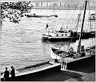 Klicke auf die Grafik für eine größere Ansicht 

Name:	Rhein - Schiffermast mit Vorschiff, um 1958, Chr. Heilmeier, Archiv HK..jpg 
Hits:	324 
Größe:	161,9 KB 
ID:	831640