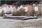 Klicke auf die Grafik für eine größere Ansicht 

Name:	ASCHAFF, Väth, Passau zu Tal, 22.8.2002, HK.jpg 
Hits:	75 
Größe:	292,7 KB 
ID:	936196