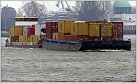 Klicke auf die Grafik für eine größere Ansicht 

Name:	MSC Maas in Rotterdam von vorn.jpg 
Hits:	137 
Größe:	178,0 KB 
ID:	595426