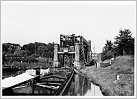 Klicke auf die Grafik für eine größere Ansicht 

Name:	Schiffshebewerk Henrichenburg 17.08.1954.jpg 
Hits:	300 
Größe:	81,1 KB 
ID:	230666