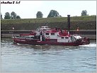 Klicke auf die Grafik für eine größere Ansicht 

Name:	FEUERLÖSCHBOOT 1 d.JPG 
Hits:	149 
Größe:	98,4 KB 
ID:	345006