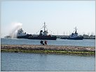 Klicke auf die Grafik für eine größere Ansicht 

Name:	Schlepper-Ballett in Warnemünde 11-8-2019 (3).JPG 
Hits:	110 
Größe:	164,0 KB 
ID:	782318