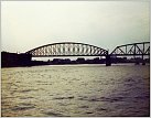 Klicke auf die Grafik für eine größere Ansicht 

Name:	Spoorbrug Nijmegen a.jpg 
Hits:	57 
Größe:	93,2 KB 
ID:	840528