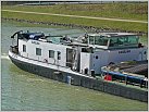Klicke auf die Grafik für eine größere Ansicht 

Name:	comp_Karolina vor der Loismann Brücke Achterschiff.jpg 
Hits:	99 
Größe:	187,5 KB 
ID:	308257